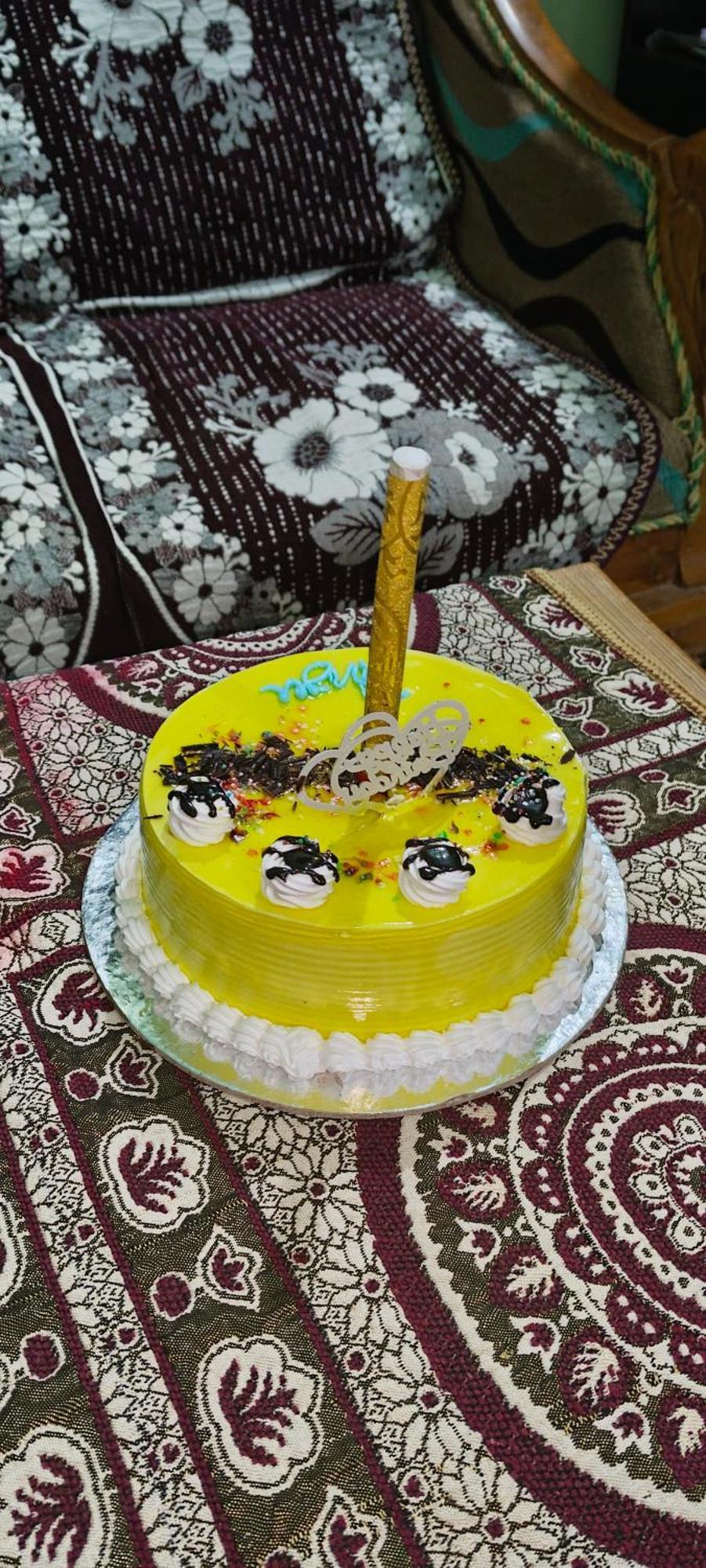 Ghura Laxmi Home Stay חדר תמונה